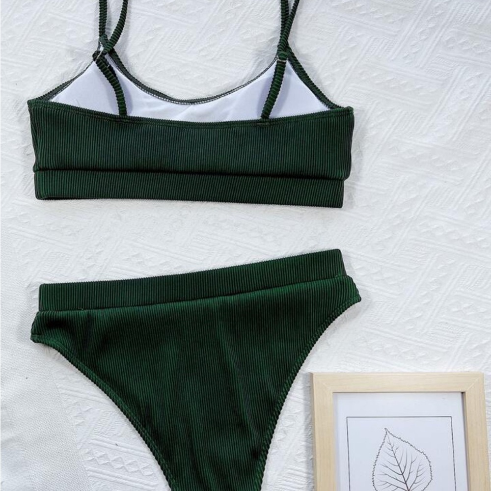 SHEIN women’s bikini. Size M. Never worn